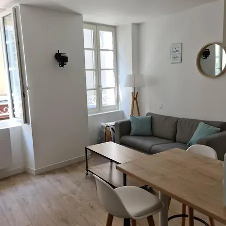 Le Petit Hotell Valence (Drome)